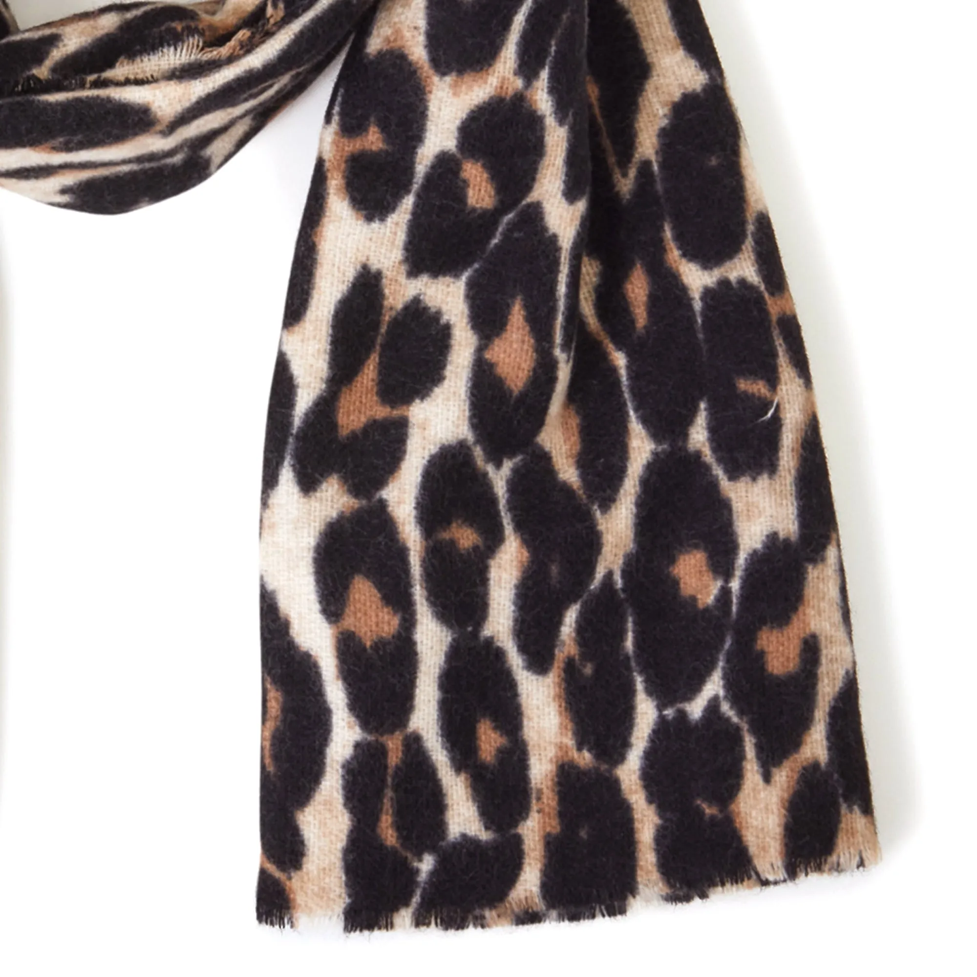 Accessorize London Women's Leopard Blanket