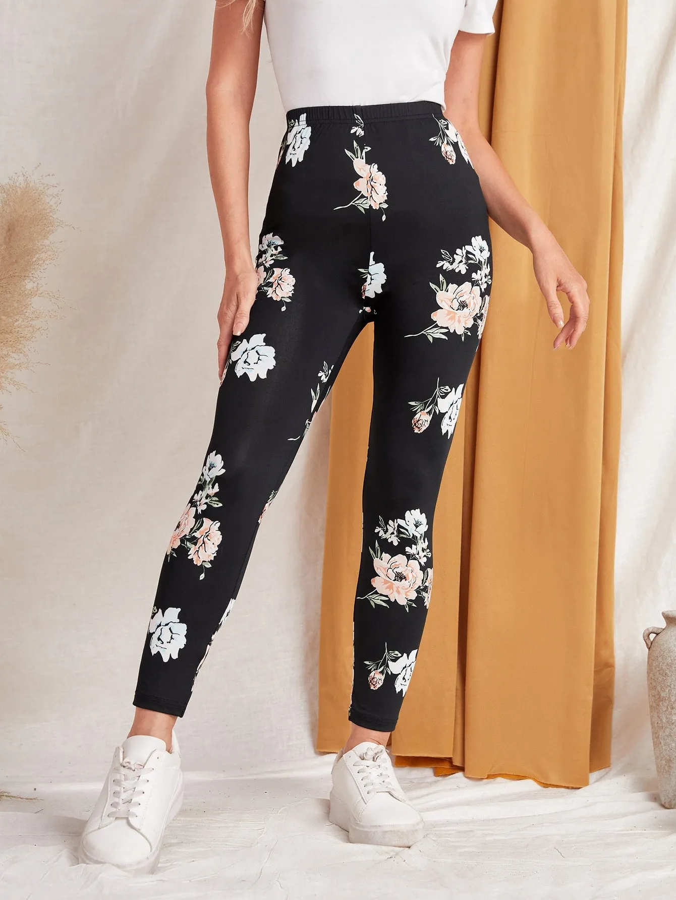 Black High Waist Floral Print Leggings