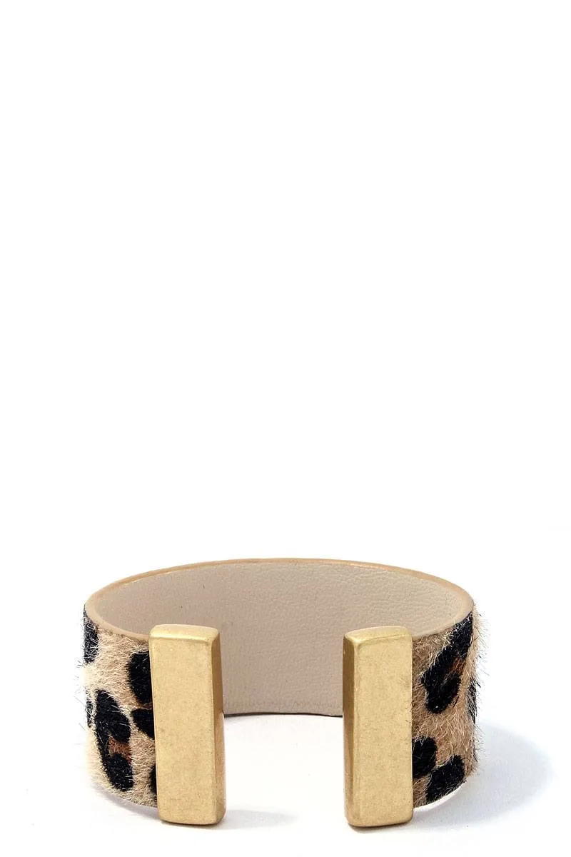 Chic Leopard Fur Fashion Bangle