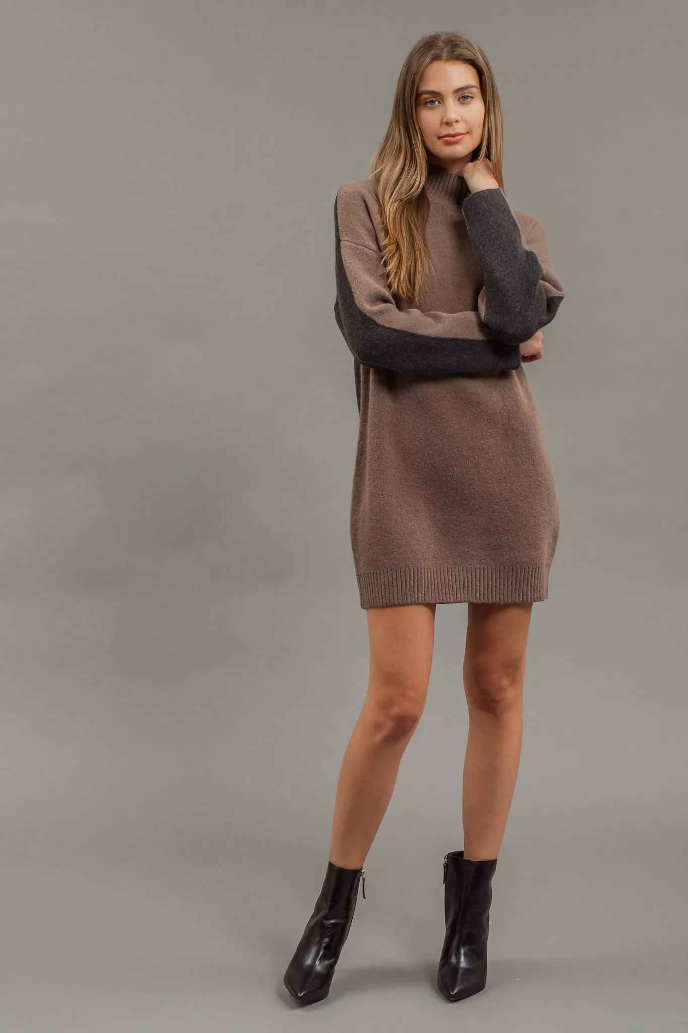 COLORBLOCK MOCK NECK LONG SLEEVE SWEATER DRESS