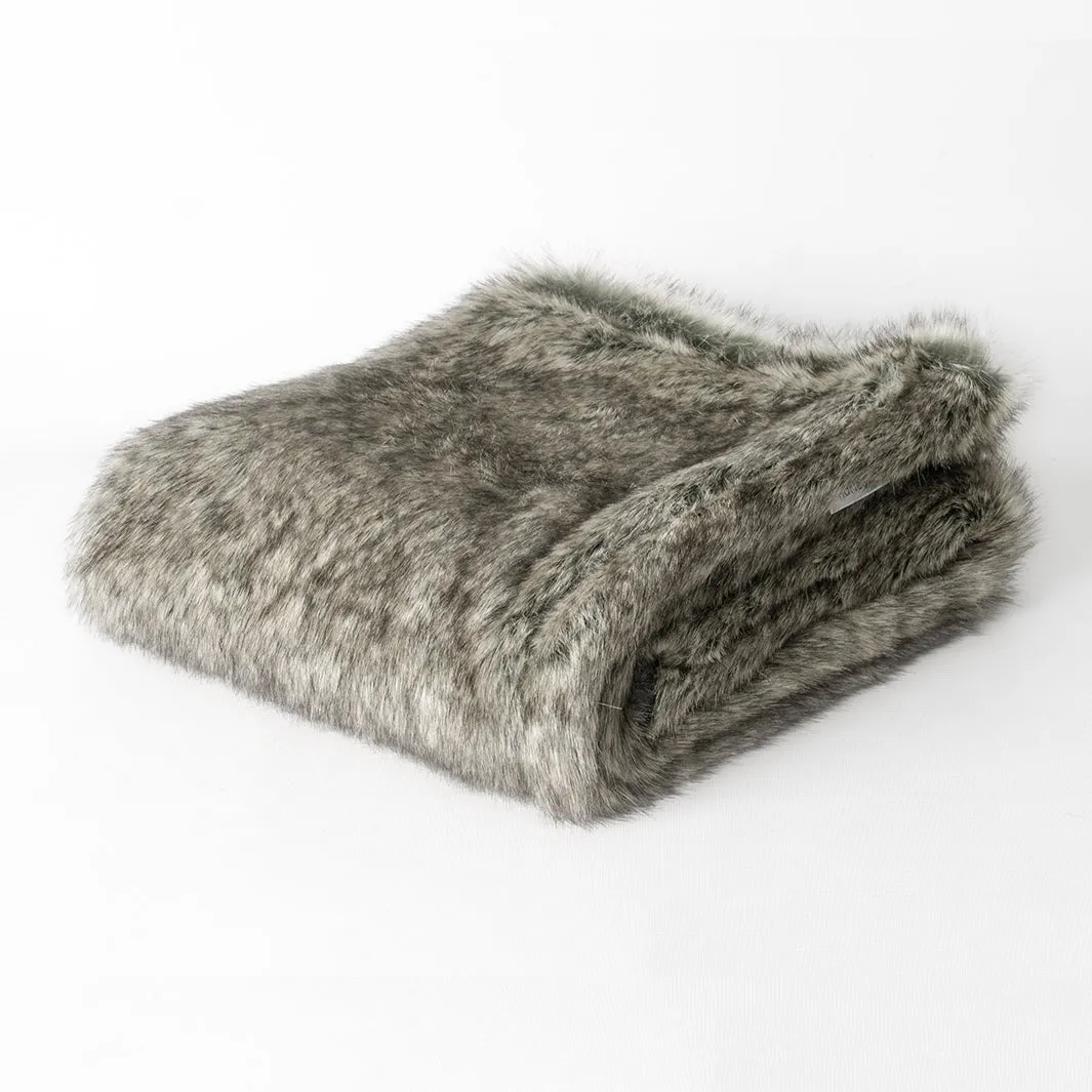 Faux-Fur Dog Blanket in Wolf Grey