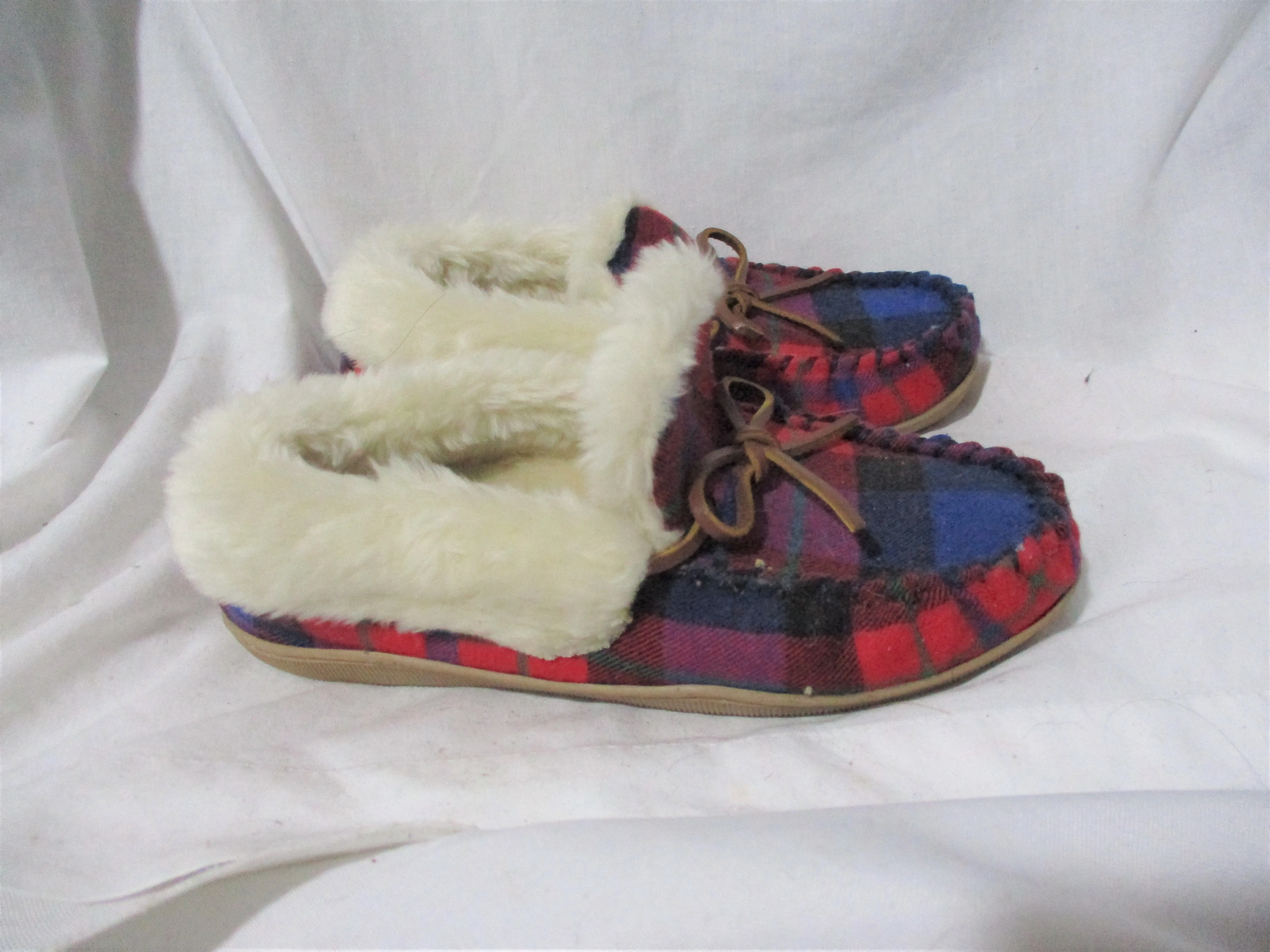 J. CREW PLAID BRIGHT CERISE TARTAN FAUX FUR Lined Moc  6 Slipper Shoe RED HOLIDAY