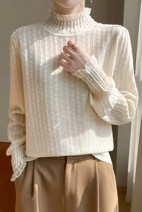 Lace-trimmed semi-high-neck base layer shirt