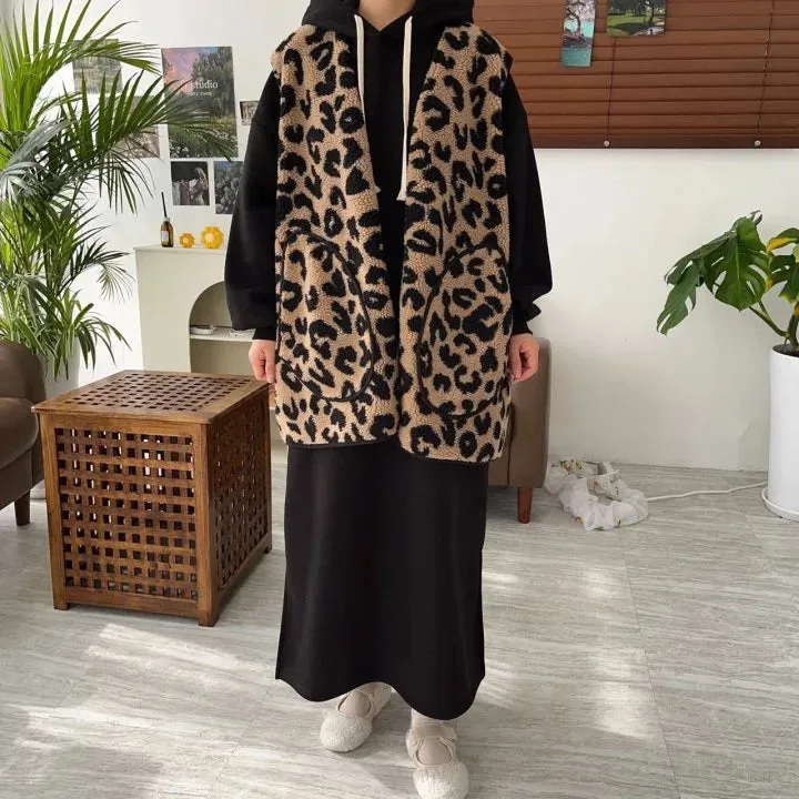 Leopard Print Lambswool Sleeveless Coat  Vests Coats