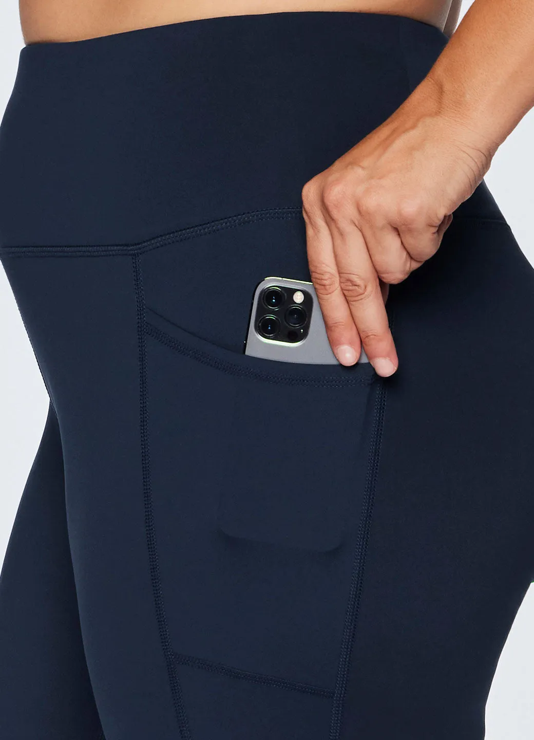 Plus Prime Ultra Hold Tech Flex Legging