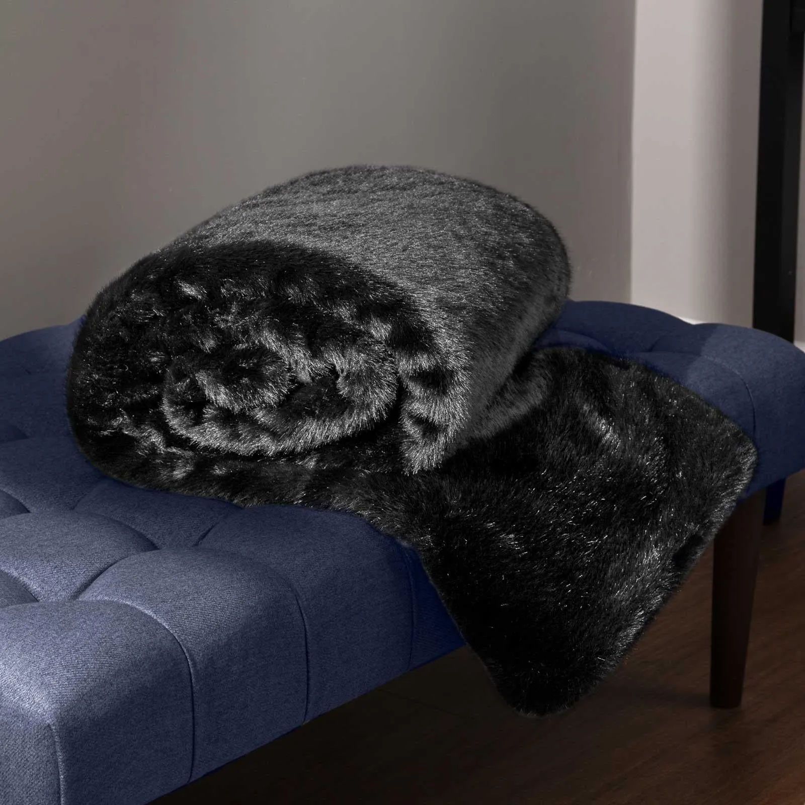 Stanza Faux Fur Throw Jet