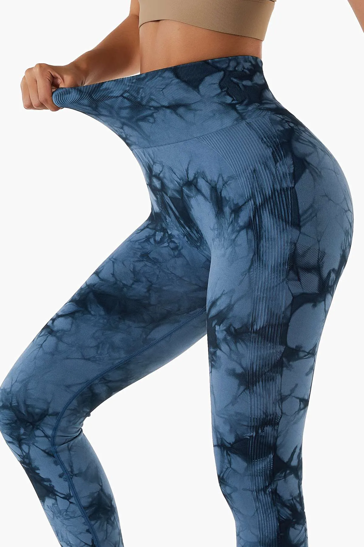 Tie Dyed Scrunch Butt Leggings